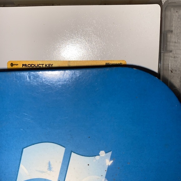 Windows 7 Professional software - Picture 5 of 8